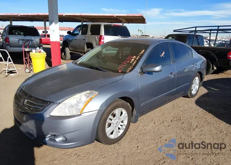 2011 Nissan Altima 2.5 S z USA, uszkodzony, nr VIN 1N4AL2AP9BN447635